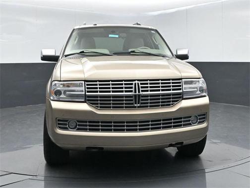 2014 Lincoln Navigator Base