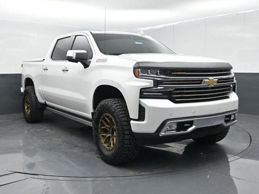 Iridescent Pearl Tricoat 2020 Chevrolet Silverado 1500 High Country