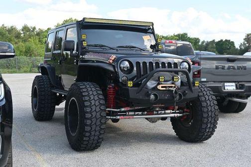 Black Clearcoat 2011 Jeep Wrangler Unlimited Rubicon