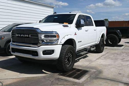 Bright White Clearcoat 2023 RAM 2500 Laramie Crew Cab 4x4 6'4' Box