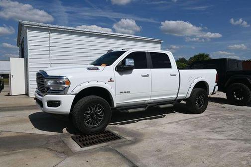 Bright White Clearcoat 2023 RAM 2500 Laramie Crew Cab 4x4 6'4' Box