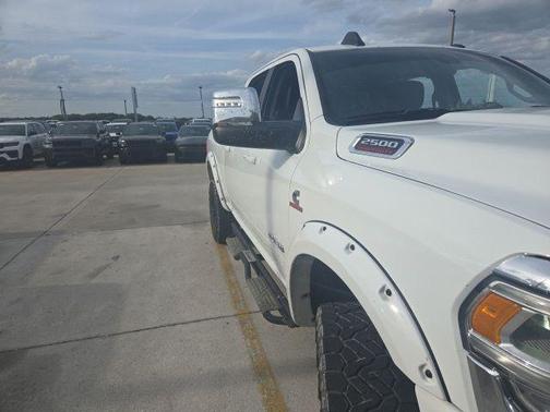 Bright White Clearcoat 2023 RAM 2500 Laramie Crew Cab 4x4 6'4' Box