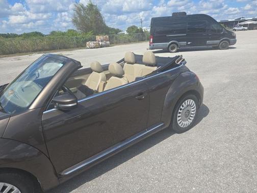 2015 Volkswagen Beetle 1.8T
