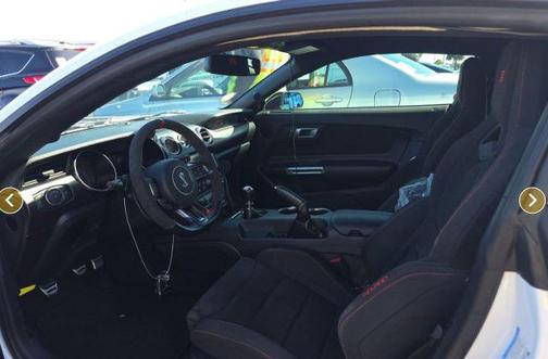 2017 Ford Shelby GT350R Base