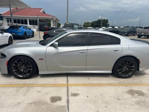 2020 Dodge Charger R/T Scat Pack