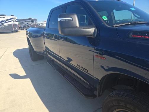 2024 RAM 3500 Big Horn Crew Cab 4x4 8' Box