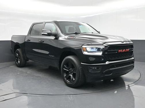Diamond Black Crystal Pearlcoat 2022 RAM 1500 Big Horn/Lone Star