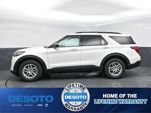 Star White Metallic Tri-Coat 2026 Ford Explorer Active
