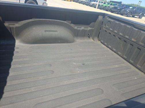 Patriot Blue Pearlcoat 2022 RAM 1500 Big Horn/Lone Star