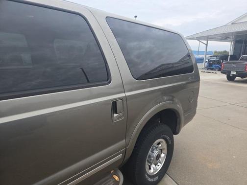 2003 Ford Excursion Limited