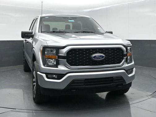 Iconic Silver Metallic 2023 Ford F-150 XL