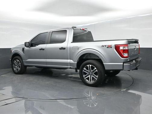 Iconic Silver Metallic 2023 Ford F-150 XL