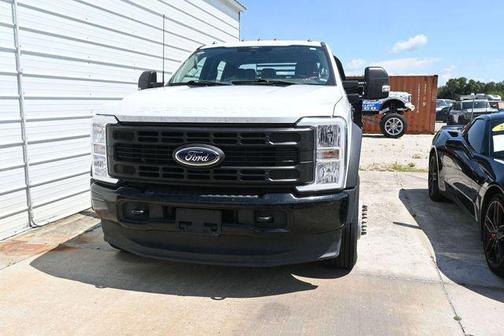 Oxford White 2024 Ford F-450 XL