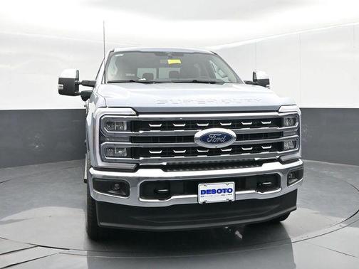 Glacier Gray Metallic Tri-Coat 2026 Ford F-250 Lariat