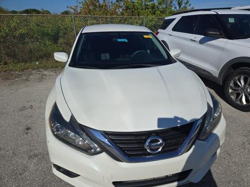 2016 Nissan Altima 2.5 SR