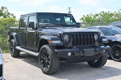 Black Clearcoat 2022 Jeep Gladiator High Altitude 4x4