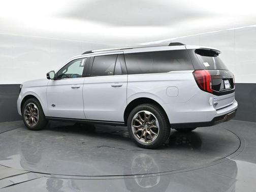 Space Silver Metallic 2026 Ford Expedition Max King Ranch