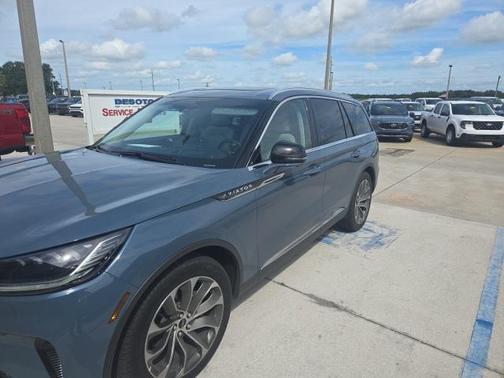 2025 Lincoln Aviator Premiere