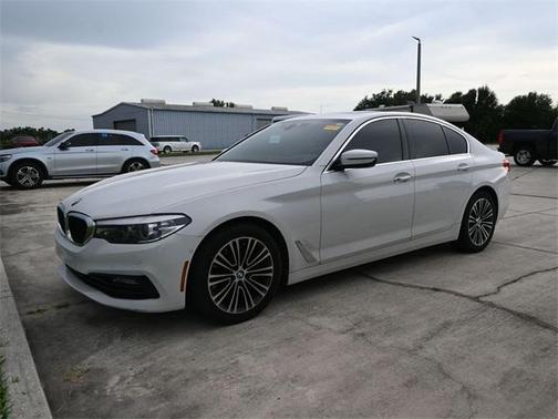 2017 BMW 530 530i