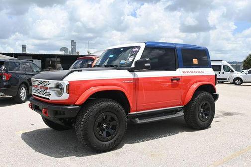 Oxford White 2025 Ford Bronco Stroppe Edition