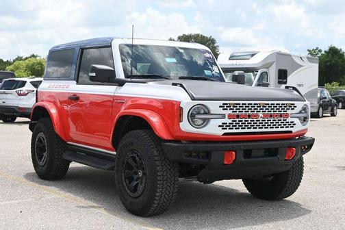 Oxford White 2025 Ford Bronco Stroppe Edition
