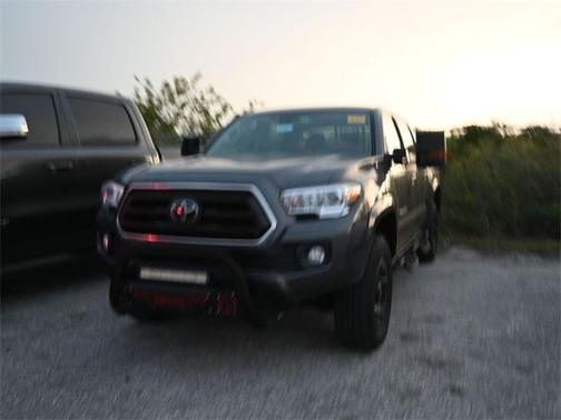 2022 Toyota Tacoma SR5