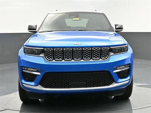 2023 Jeep Grand Cherokee Summit