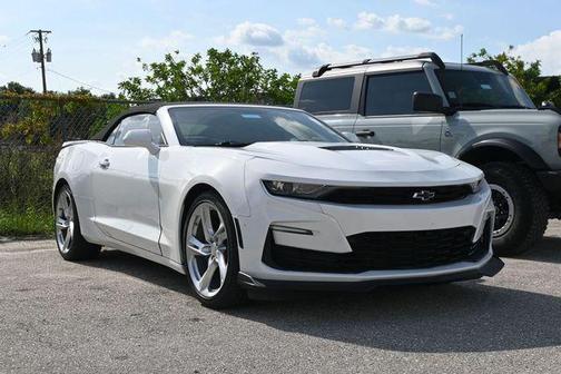 Summit White 2023 Chevrolet Camaro 1SS