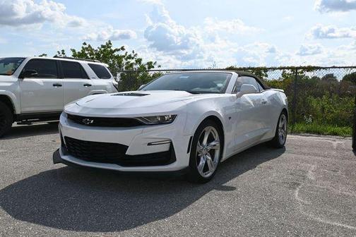 Summit White 2023 Chevrolet Camaro 1SS