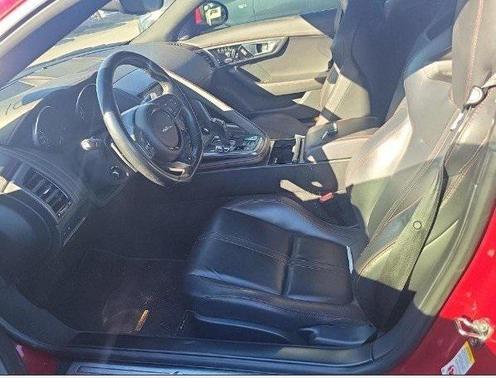 2017 Jaguar F-TYPE R