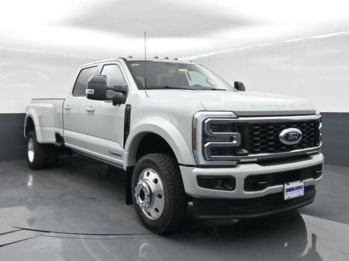 Avalanche 2026 Ford F-450 Platinum
