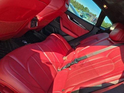 2023 Maserati Levante Modena