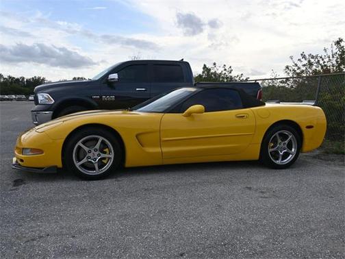 2003 Chevrolet Corvette Base