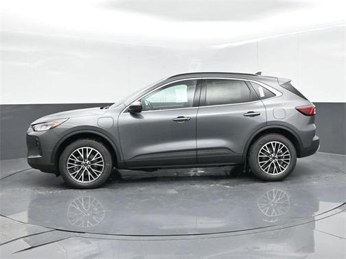 2025 Ford Escape PHEV SE