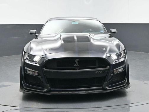 2021 Ford Shelby GT500 Base