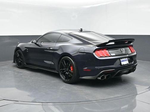 2021 Ford Shelby GT500 Base