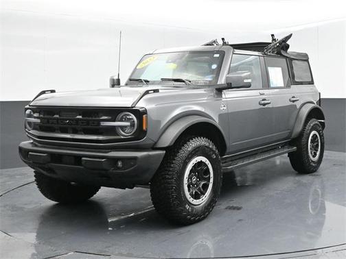 2022 Ford Bronco Outer Banks