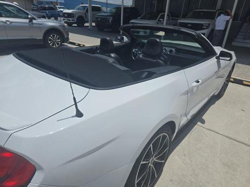 2020 Ford Mustang EcoBoost Premium