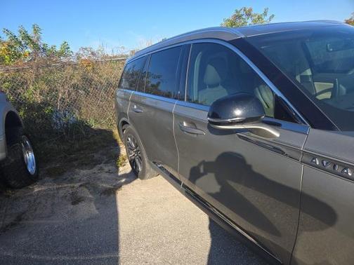 2023 Lincoln Aviator Standard