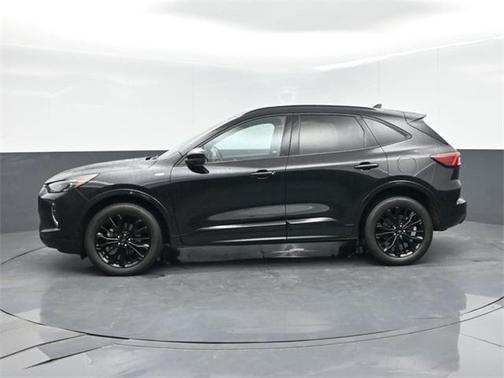 2023 Ford Escape ST-Line Elite