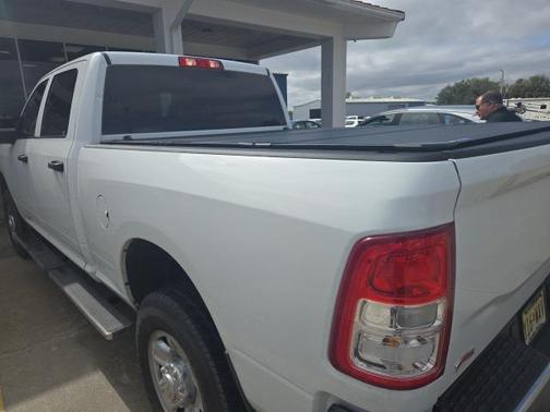 2023 RAM 3500 Tradesman Crew Cab 4x4 6'4' Box