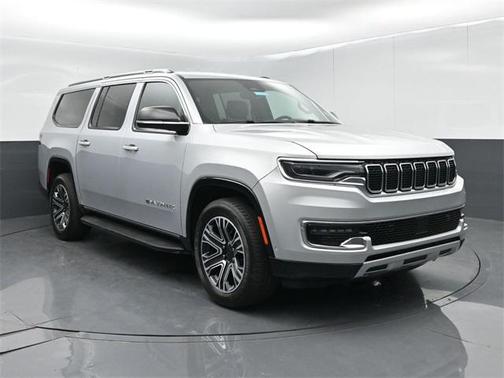 2024 Jeep Wagoneer L Series II 4x2