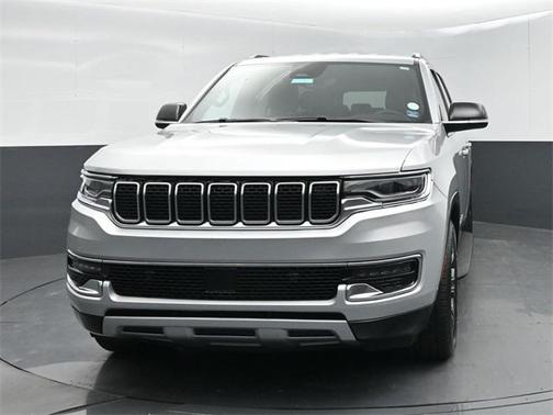 2024 Jeep Wagoneer L Series II 4x2