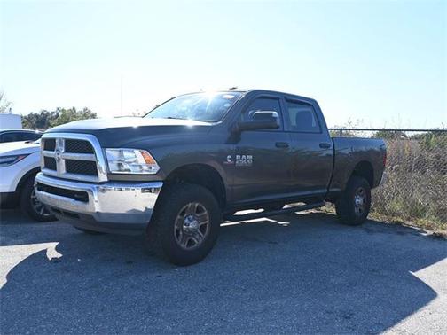 2018 RAM 2500 Tradesman Crew Cab 4x4 6'4' Box
