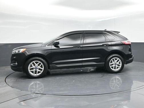 Agate Black Metallic 2022 Ford Edge SEL