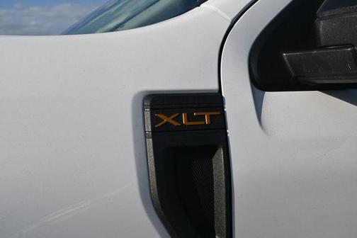 Oxford White 2024 Ford Maverick XLT