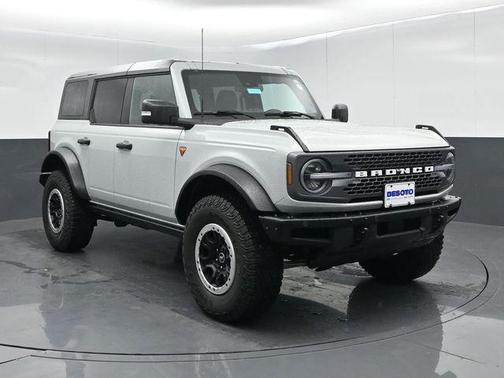 Cactus 2024 Ford Bronco Badlands