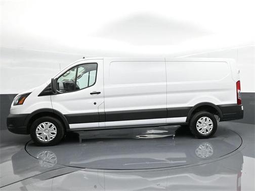 2022 Ford Transit-350 Base
