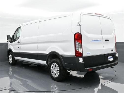 2022 Ford Transit-350 Base