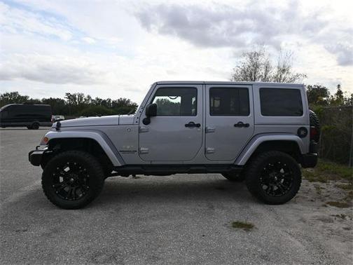 2014 Jeep Wrangler Unlimited Sahara